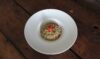 Primi-Insalata di farro al pesto, pomodorini e olive taggiasche
