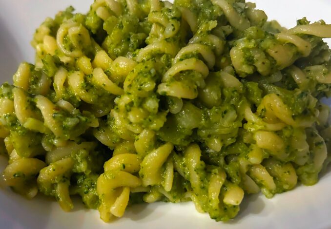 Primi piatti - Pasta con in broccoletti